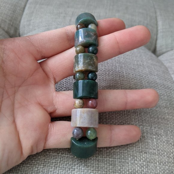 Polished Stone (and maybe Jade) Elastic Bracelet - Picture 2 of 4